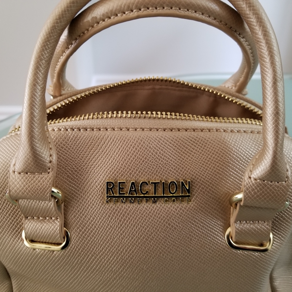 Kenneth cole bag